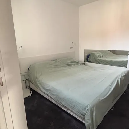 Nyaraló Maison Avec Jardin Privatif, 4 Chambres, Calme Dans Avec Piscine *
